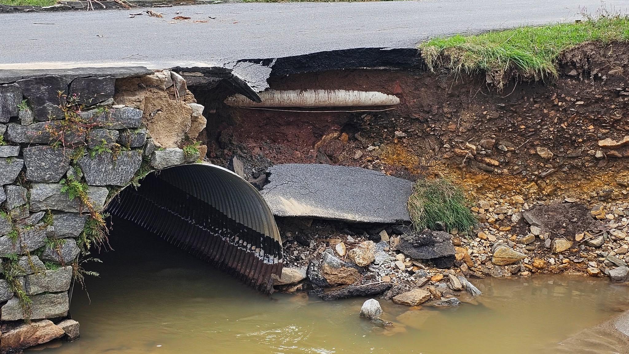 Kenmure Golf Maintenance added 3 new photos.